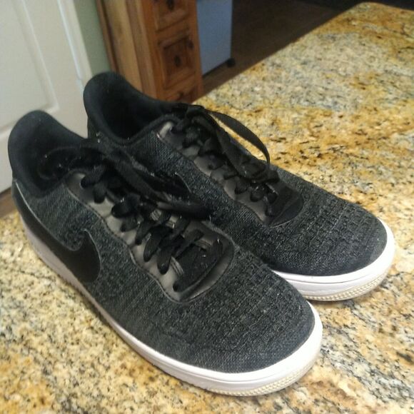 Nike Air Force 1 Running Basketball Flyknit Black 820256-001 MENS 9.5